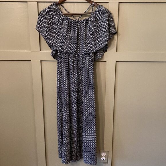 EVERLY Off Shoulder Ruffle Wide Leg Cropped Jumpsuit Size Small - Picture 10 of 11